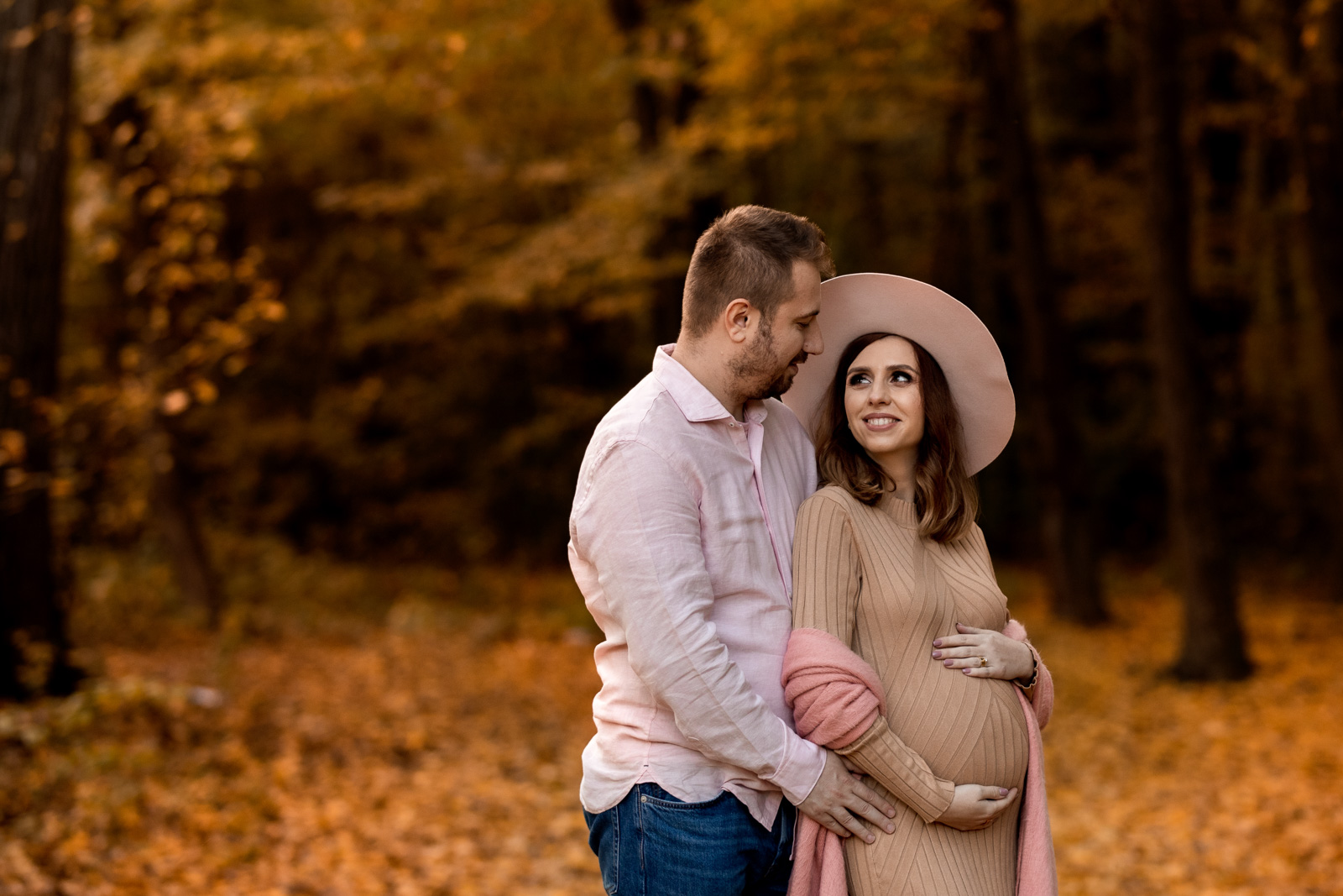 Sedinta foto gravide Bucuresti - Maternity - Fotografie maternitate in natura