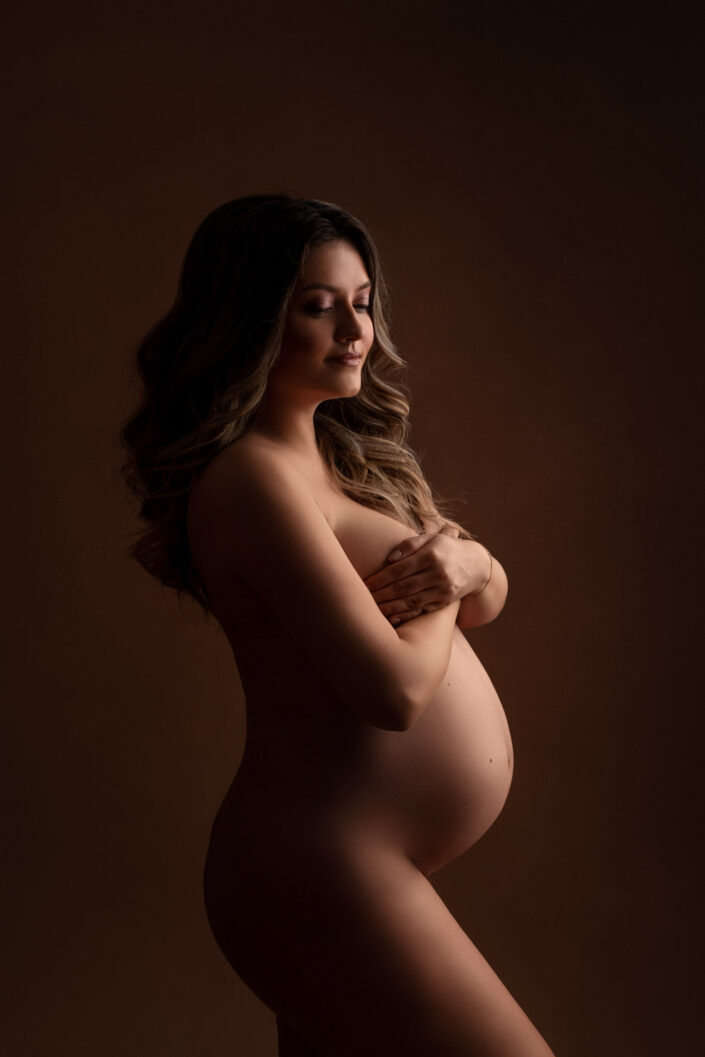 Sedinte foto de maternitate Bucuresti-Studio Foto maternitate premium Bucuresti-Sedinta foto maternitate artistica bucuresti